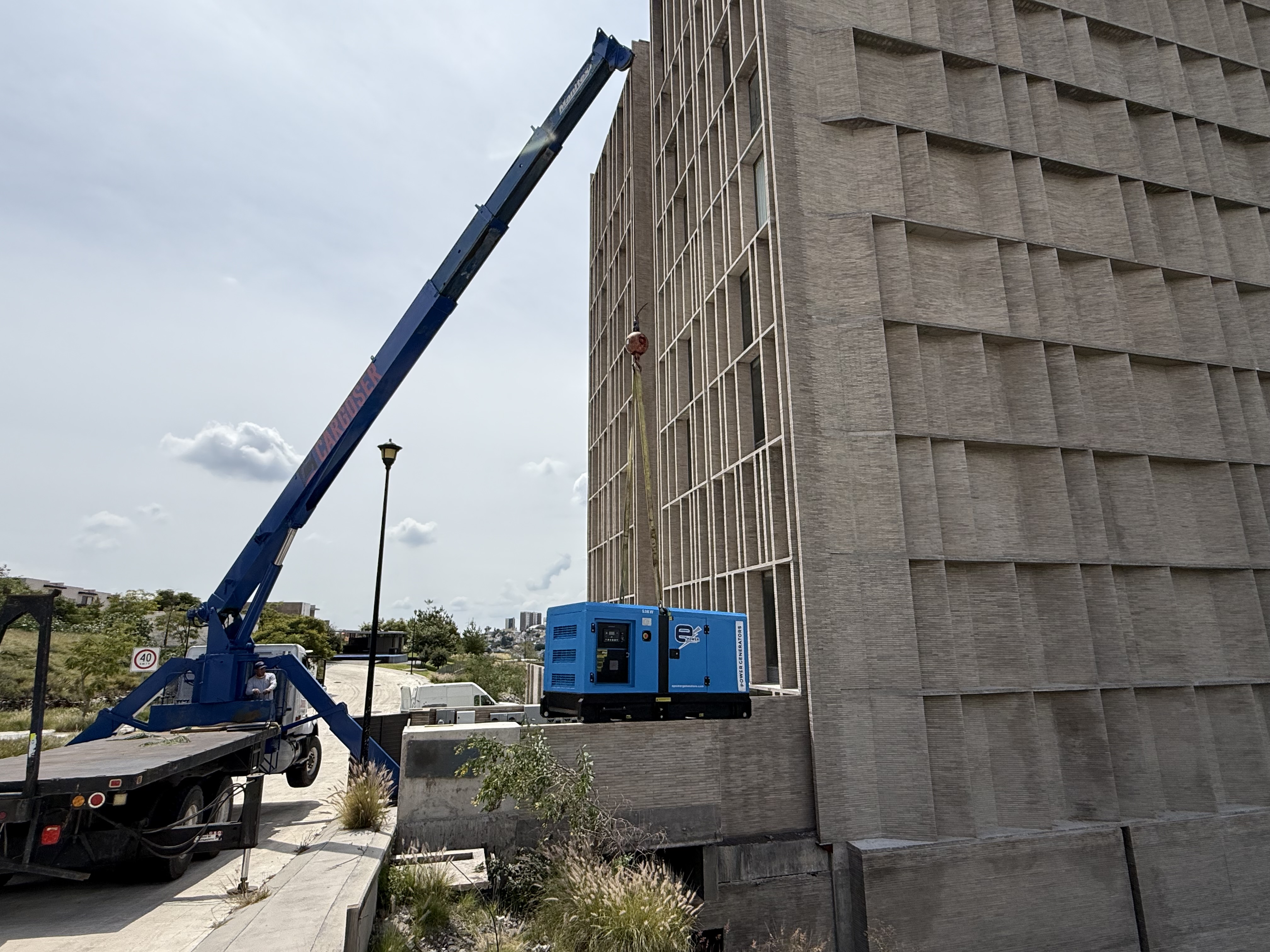 Instalación de generador JIDJA Ingenieros